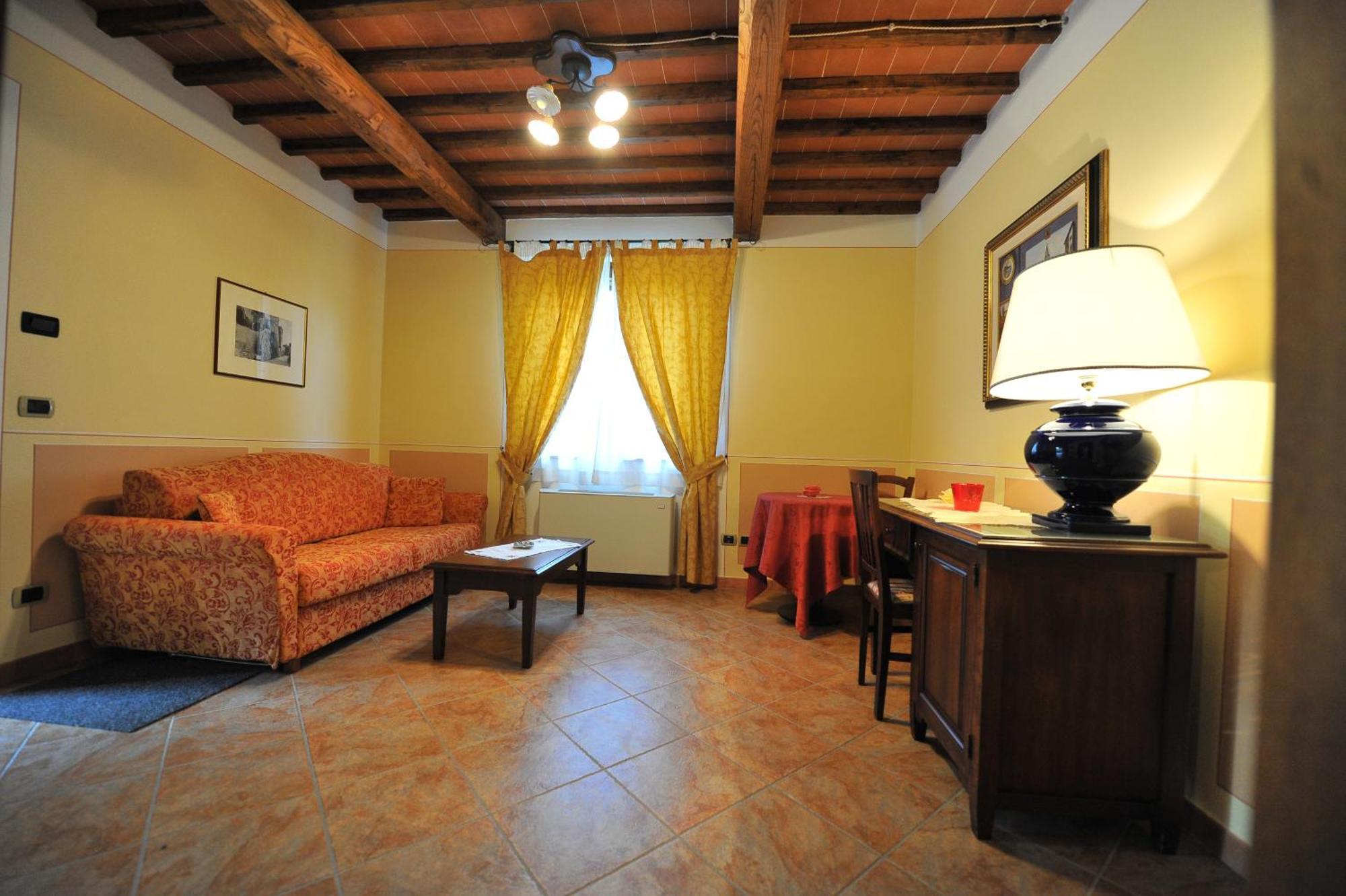 Albergo La Foresteria Bettolle Εξωτερικό φωτογραφία