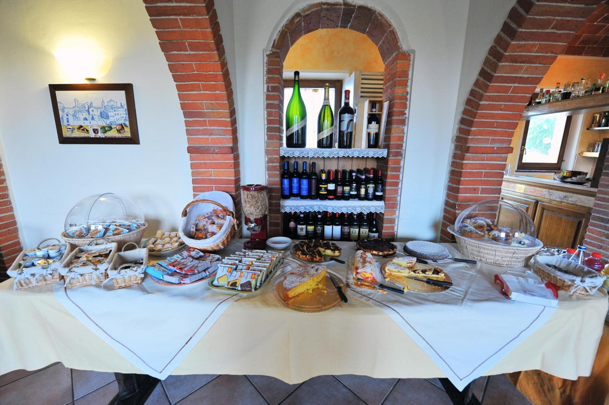 Albergo La Foresteria Bettolle Εξωτερικό φωτογραφία