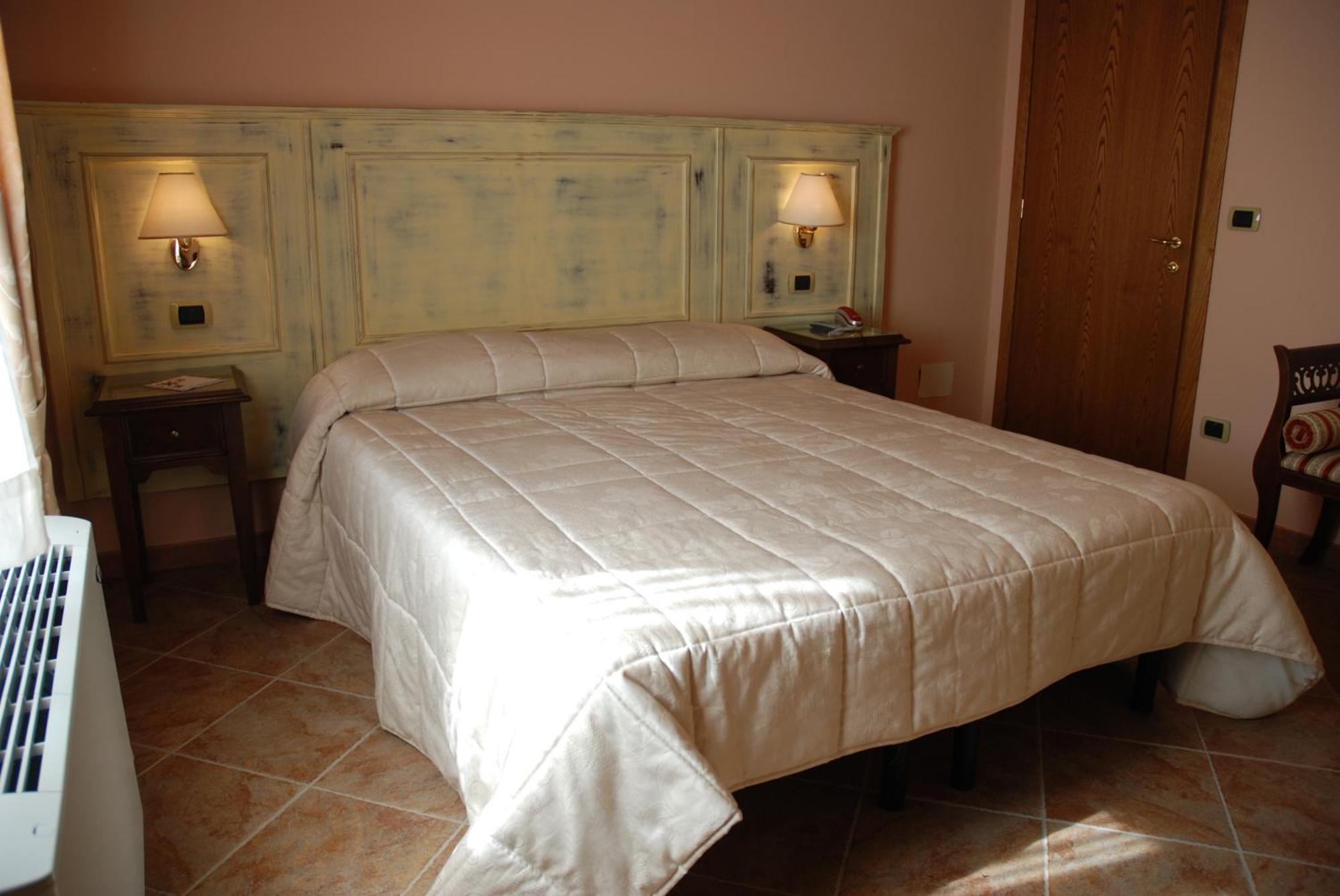 Albergo La Foresteria Bettolle Εξωτερικό φωτογραφία