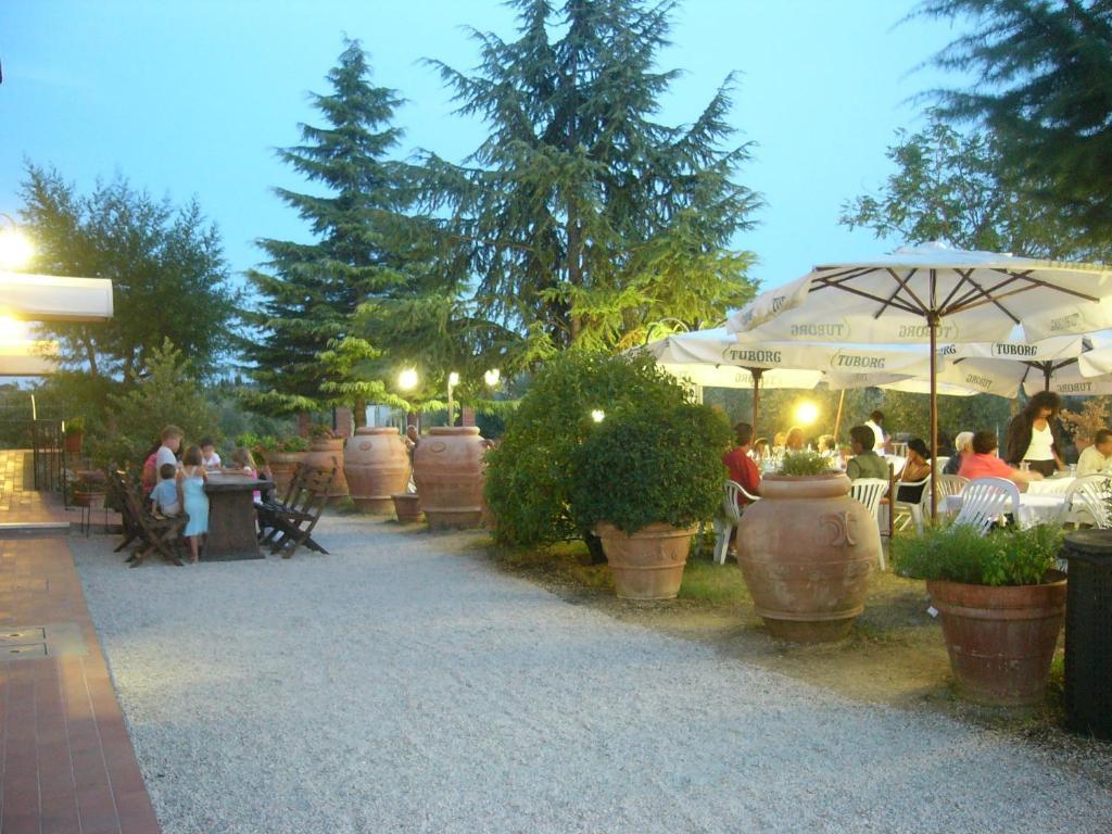 Albergo La Foresteria Bettolle Εξωτερικό φωτογραφία