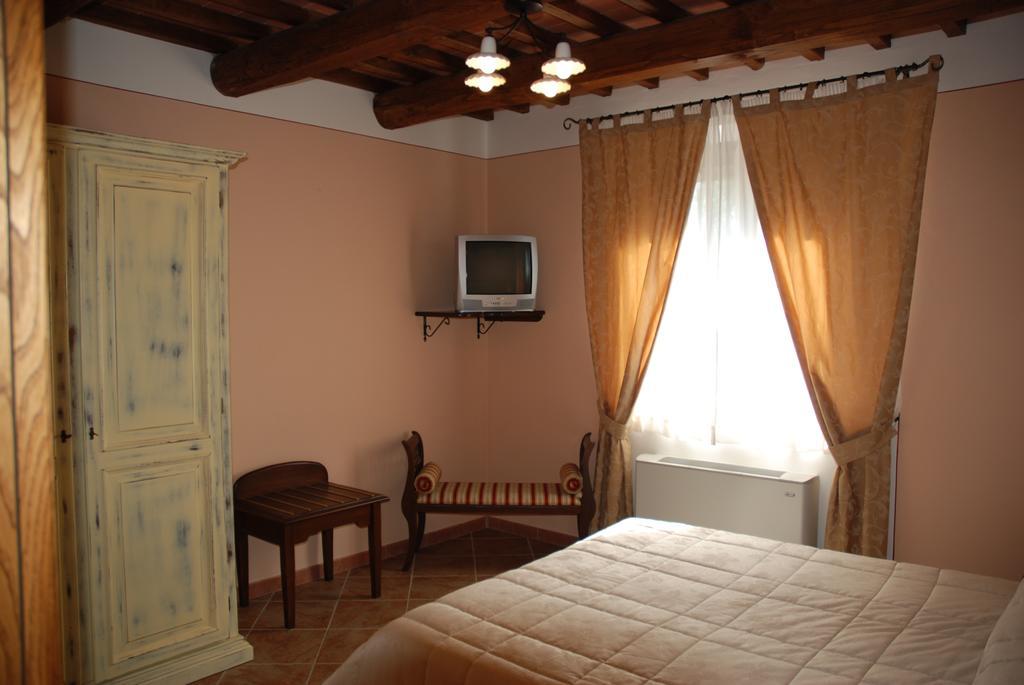 Albergo La Foresteria Bettolle Εξωτερικό φωτογραφία