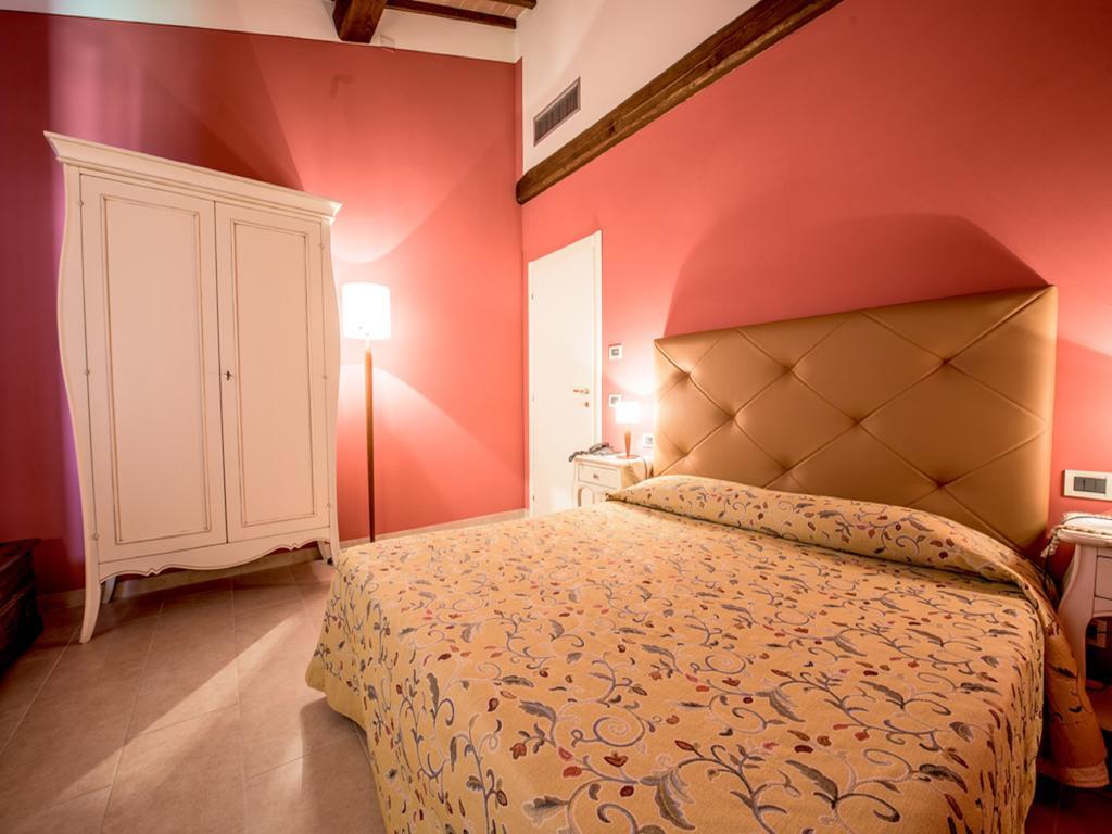 Albergo La Foresteria Bettolle Εξωτερικό φωτογραφία