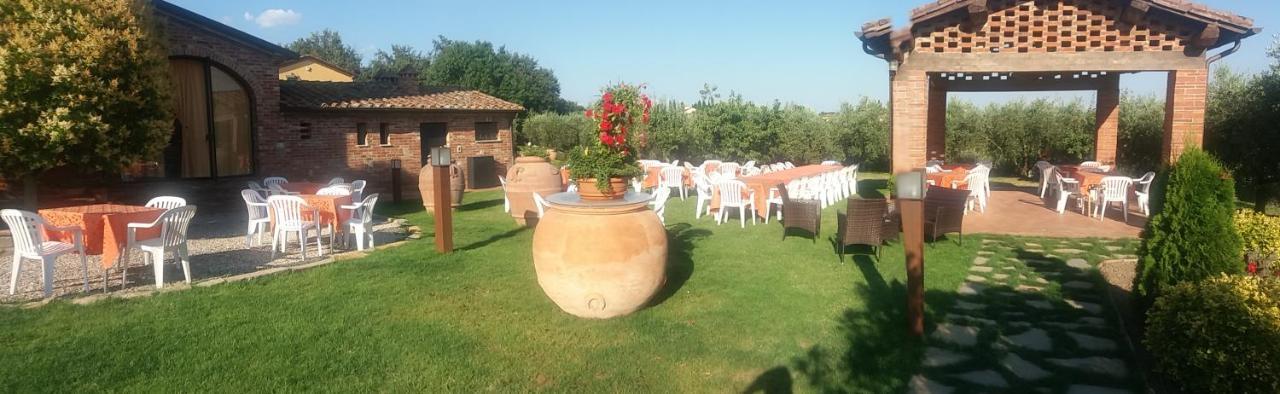 Albergo La Foresteria Bettolle Εξωτερικό φωτογραφία